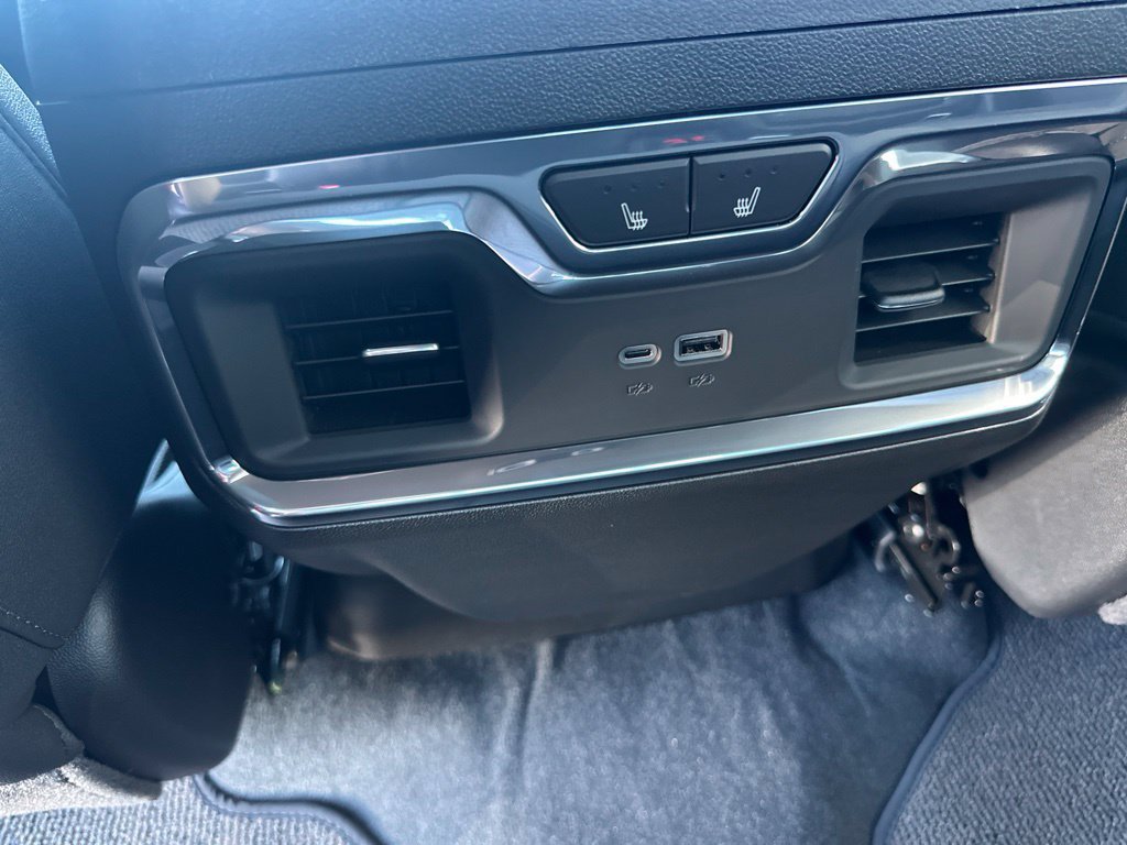 New 2026 Chevrolet Silverado 2500 High Country w/ Technology Package AWD/4WD image 33