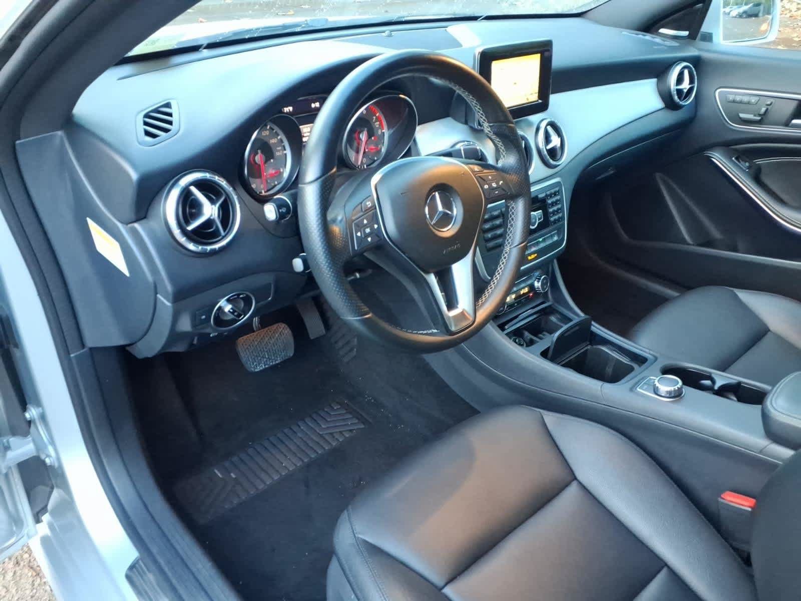 Used 2014 Mercedes-Benz CLA 250 image 15