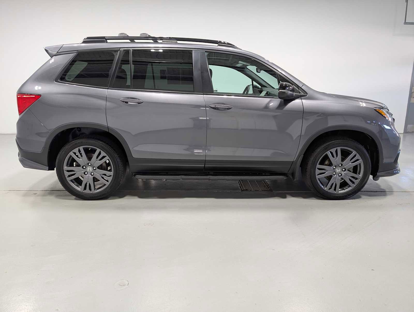 Used 2021 Honda Passport EX-L image 7