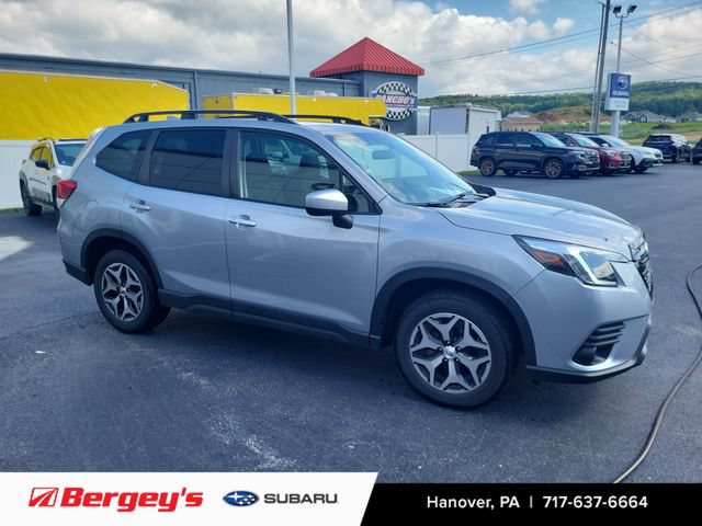 Used 2023 Subaru Forester Premium AWD/4WD image 5