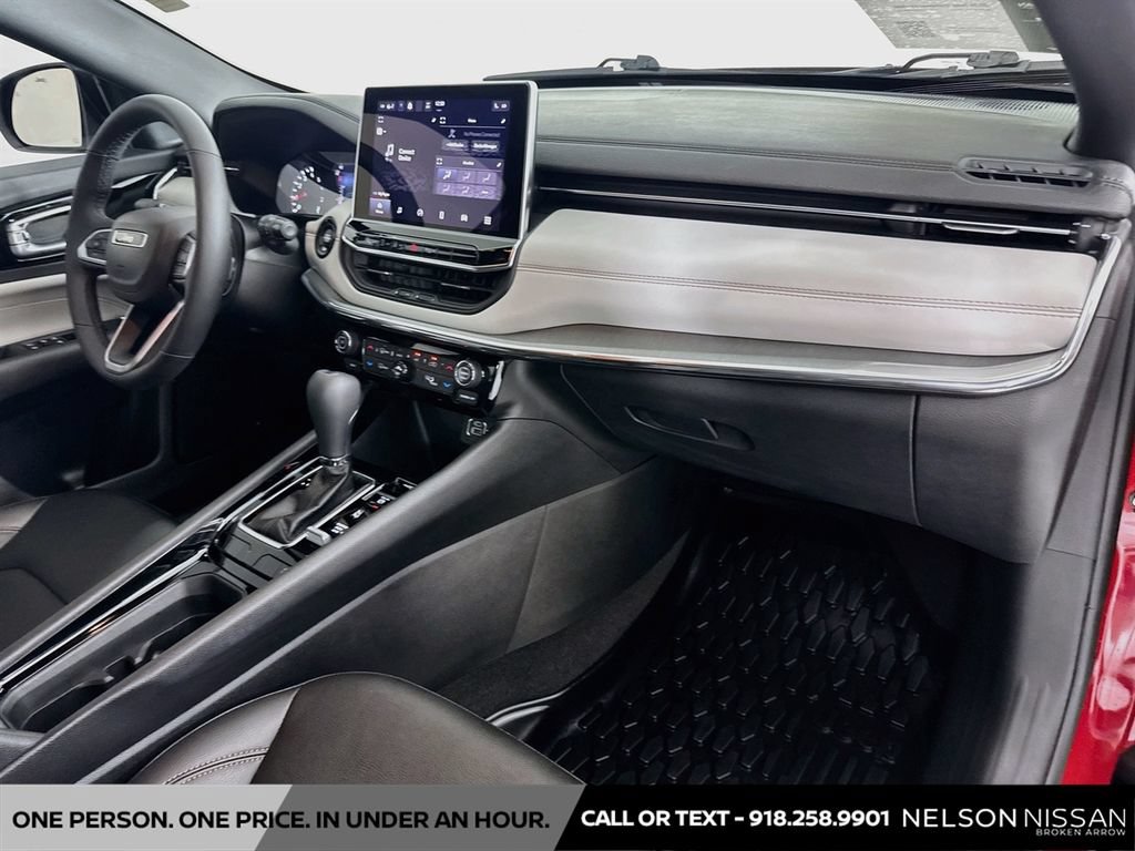Used 2024 Jeep Compass Limited AWD/4WD image 28