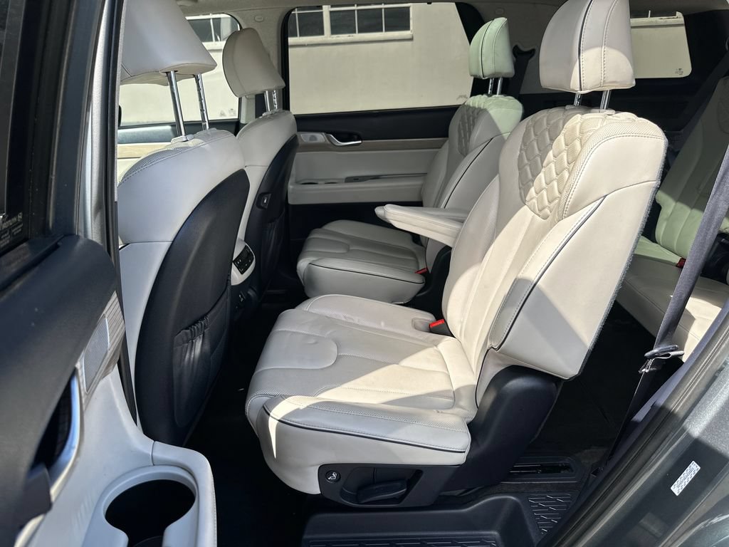 Used 2022 Hyundai Palisade Limited w/ Cargo Package AWD/4WD image 15
