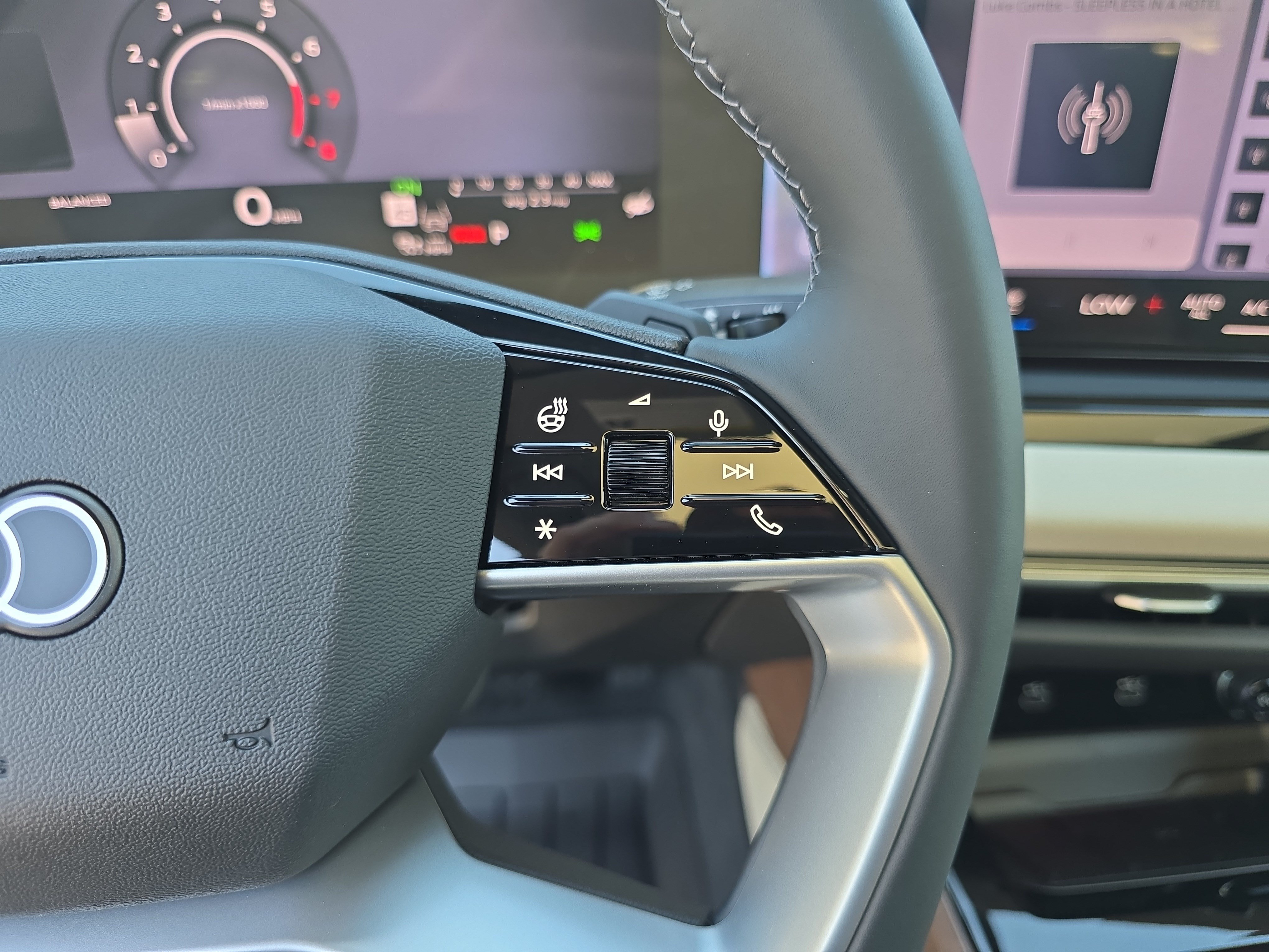 New 2026 Audi A6 Premium Plus AWD/4WD image 18