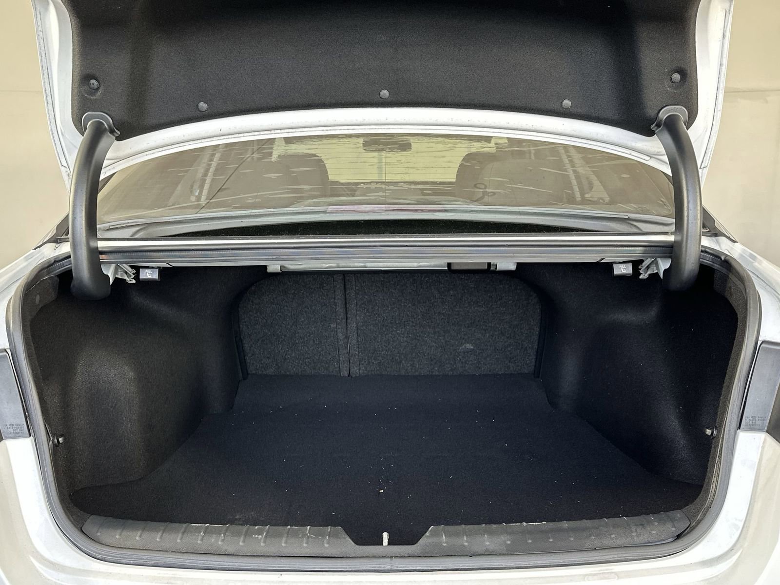 Used 2017 Kia Optima LX image 29