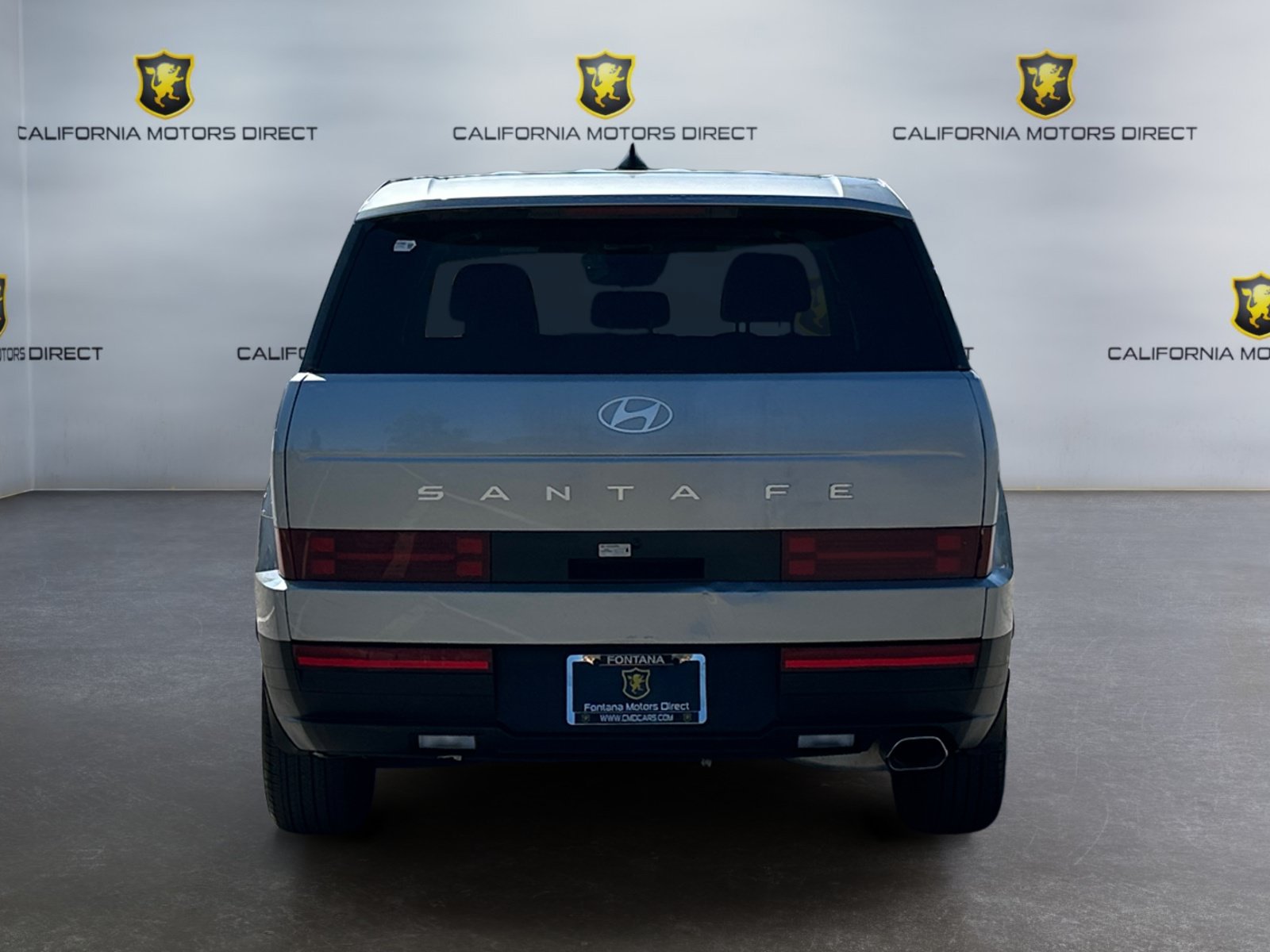 Used 2024 Hyundai Santa Fe SE FWD image 4