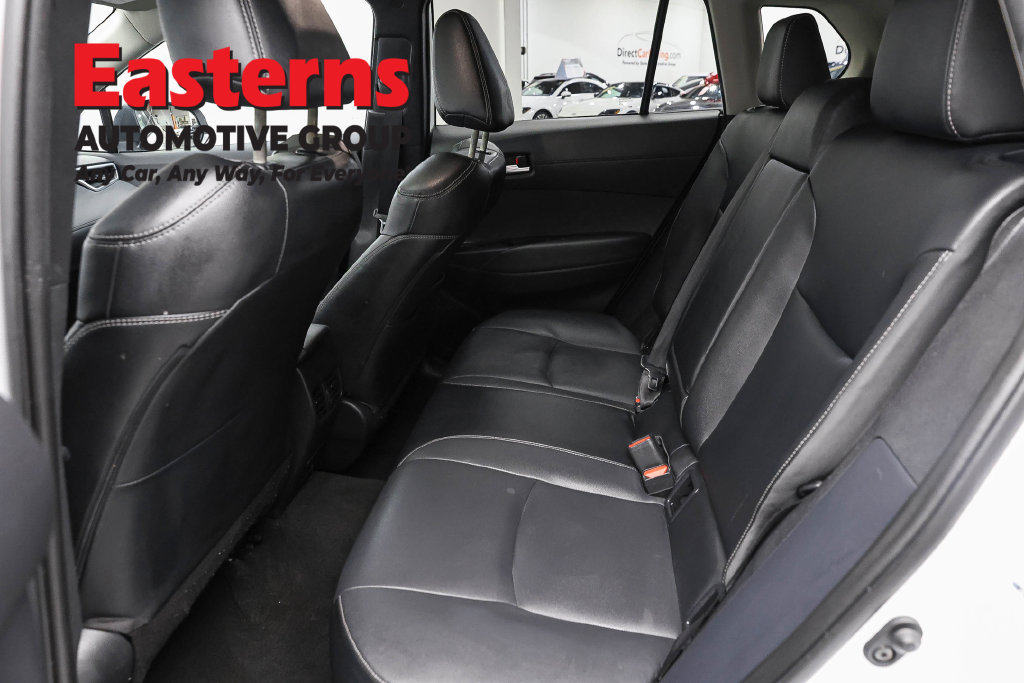 Used 2022 Toyota Corolla Cross XLE w/ Convenience Package AWD/4WD image 23