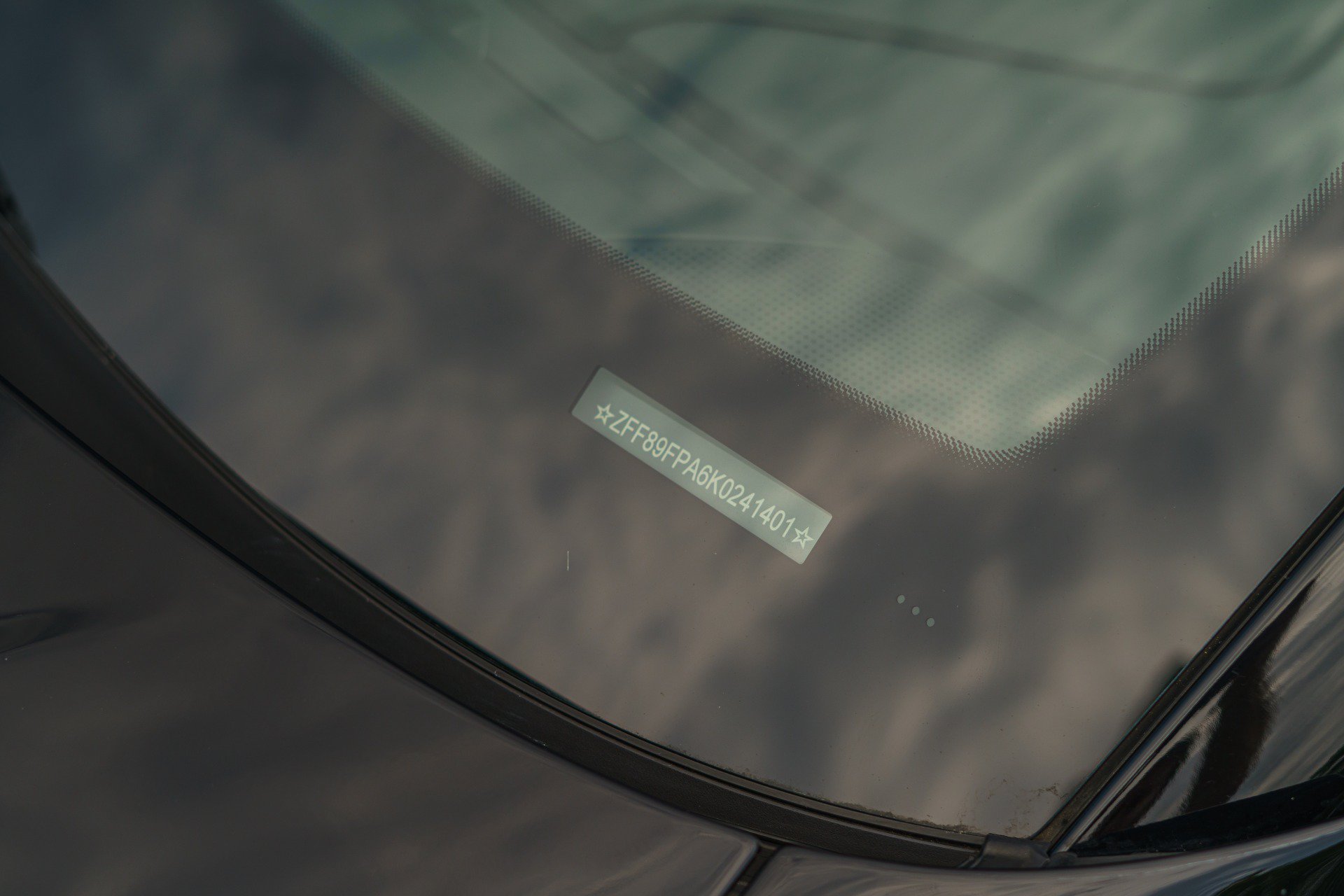 Used 2019 Ferrari Portofino RWD image 87