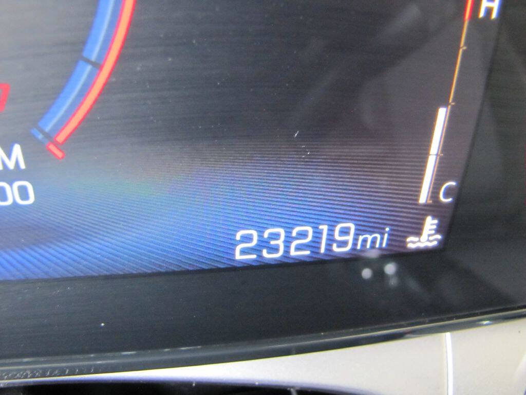 Used 2025 Chevrolet Trax LT w/ Driver Confidence Package FWD image 34