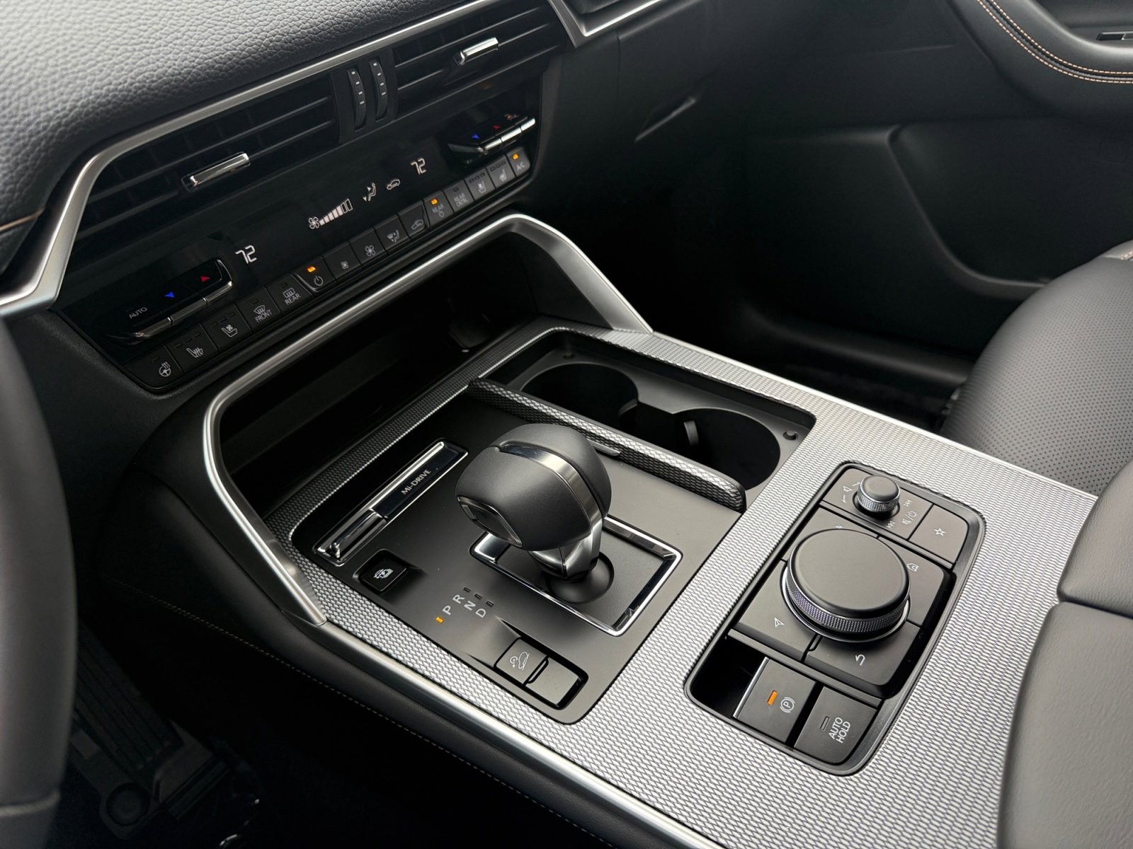 New 2026 MAZDA CX-90 Plug-In Hybrid w/Premium Sport image 13