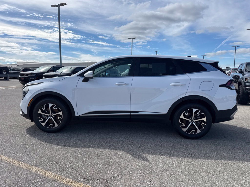 Used 2023 Kia Sportage EX FWD image 31