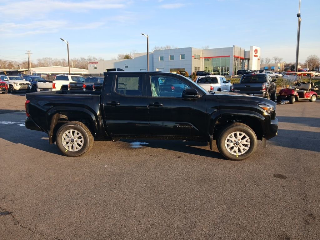 New 2026 Toyota Tacoma SR5 image 4