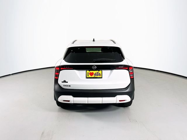 Used 2026 Nissan Kicks SV image 6