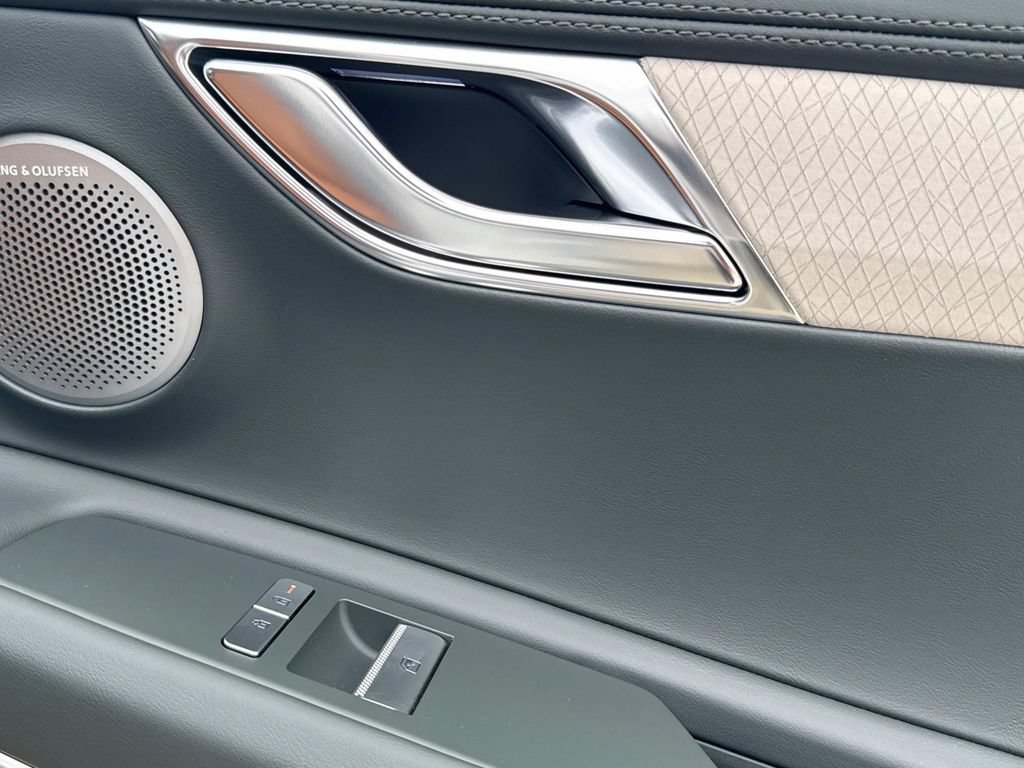 New 2026 Genesis GV80 2.5T Advanced AWD/4WD image 18