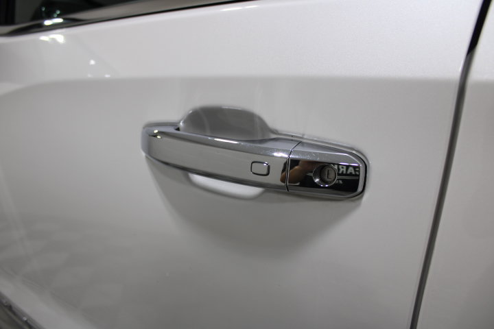 Used 2021 GMC Sierra 1500 SLT w/ SLT Premium Package AWD/4WD image 18
