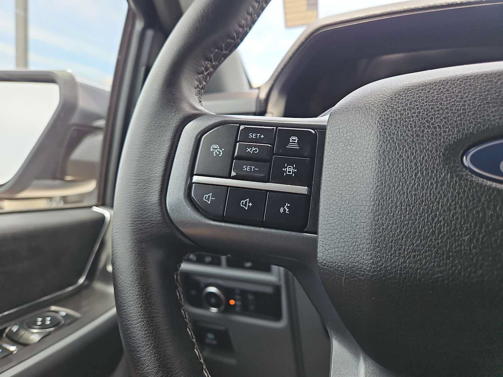 Used 2024 Ford F150 XLT w/ Equipment Group 302A MID RWD image 24
