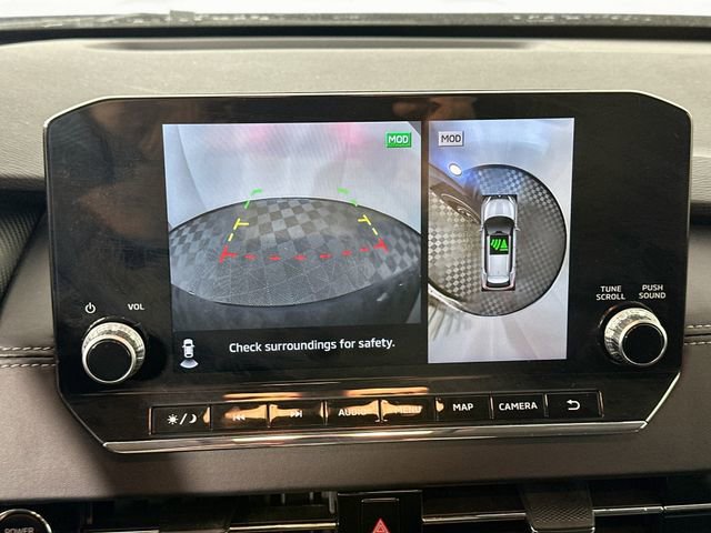 Used 2024 Mitsubishi Outlander SE image 12