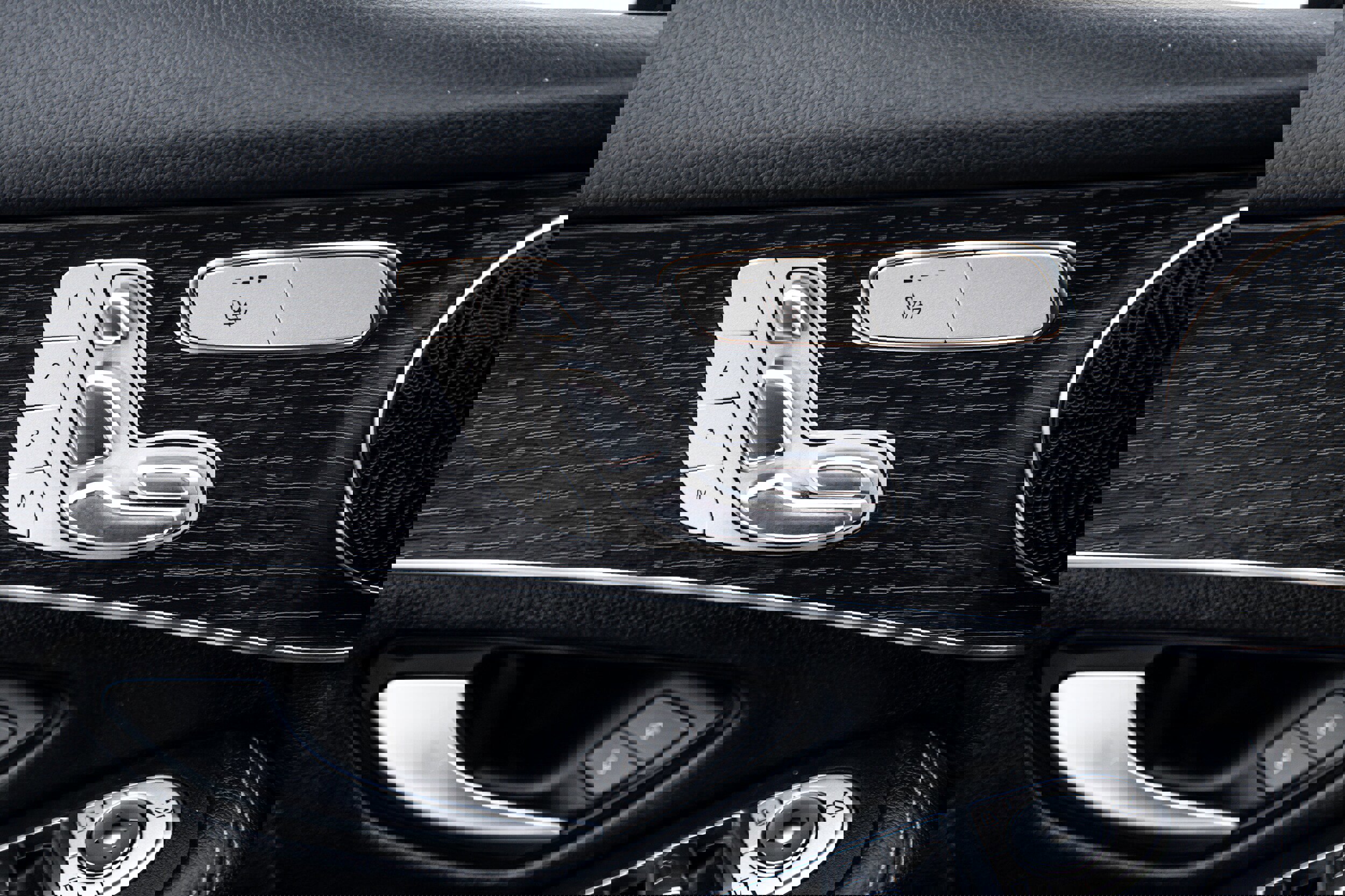 Used 2022 Mercedes-Benz GLC 300 4MATIC image 15