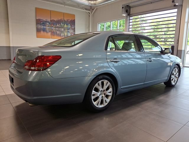 Used 2008 Toyota Avalon XLS FWD image 6