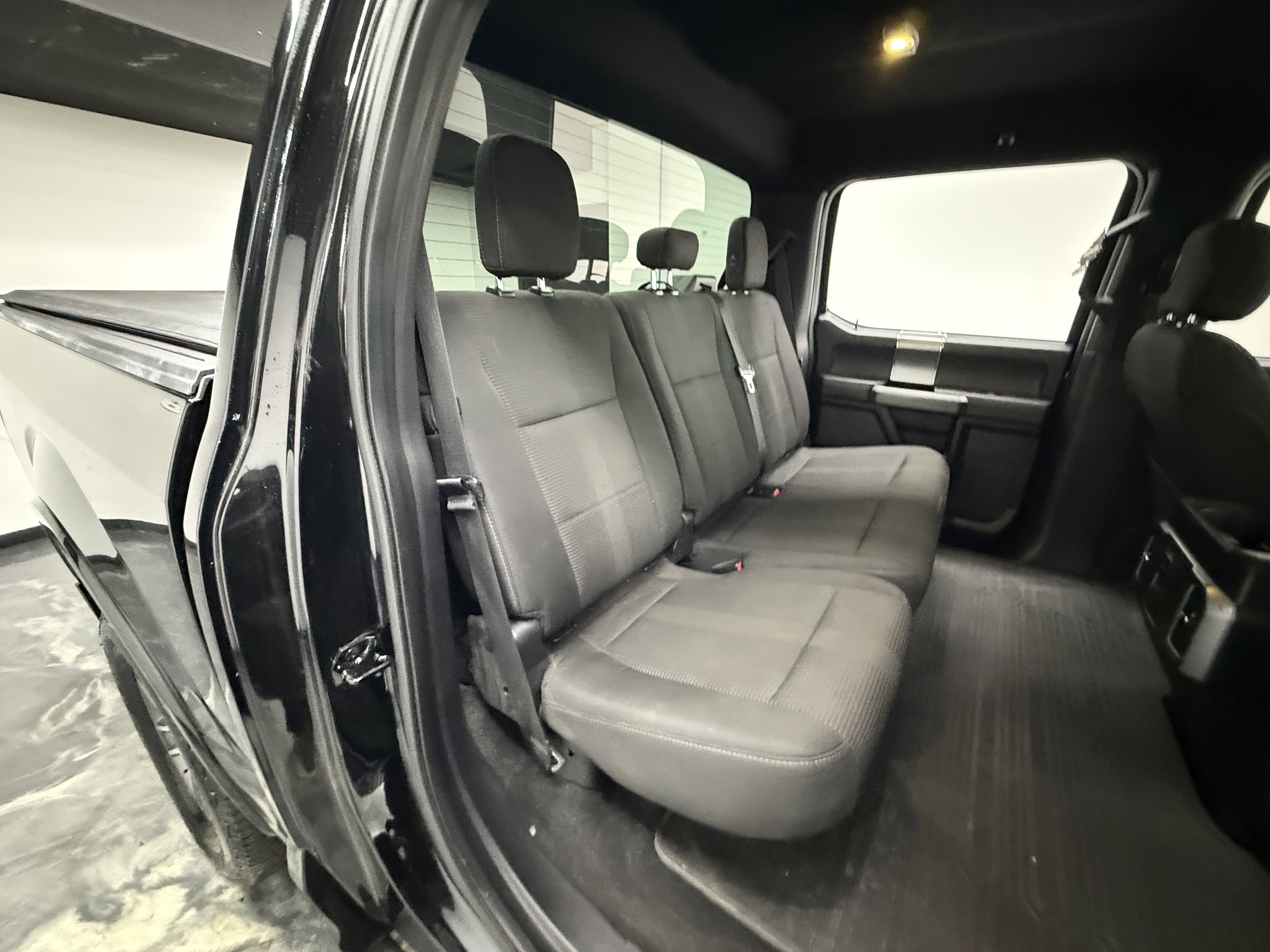 Used 2015 Ford F150 XLT w/ Equipment Group 301A Mid AWD/4WD image 22