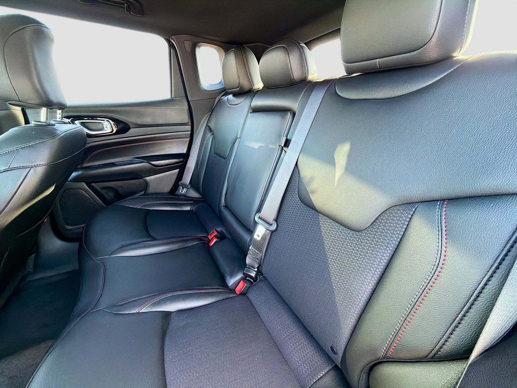 Used 2023 Jeep Compass Trailhawk image 20