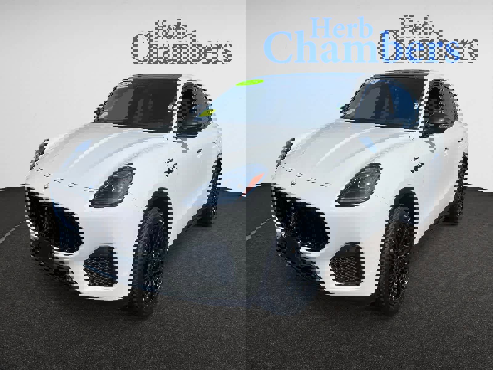 Used 2025 Maserati Grecale Modena image 4