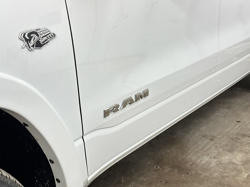 New 2026 RAM 1500 Big Horn AWD/4WD image 17