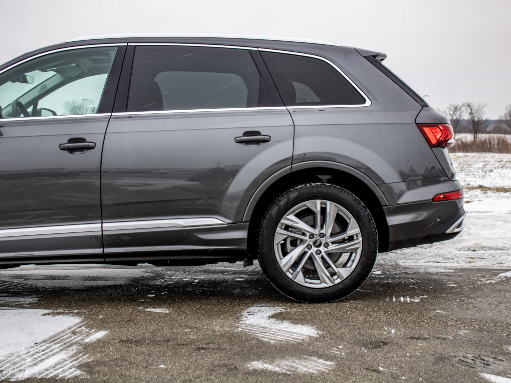 Used 2024 Audi Q7 3.0T Premium Plus image 41