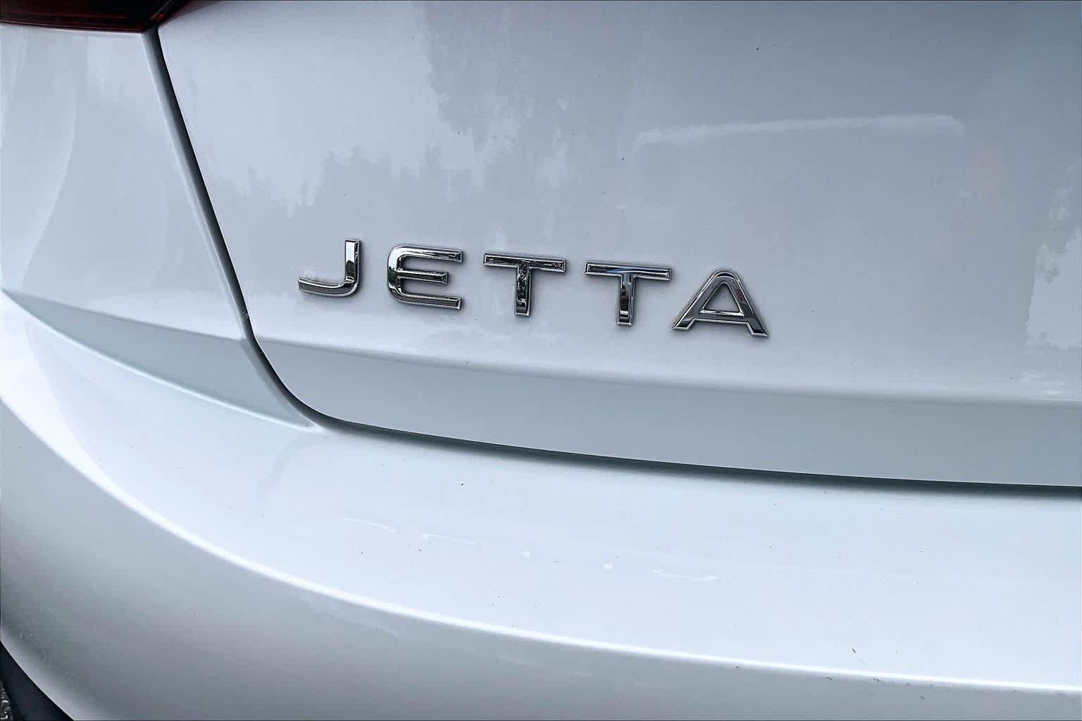 Used 2023 Volkswagen Jetta SE FWD image 10