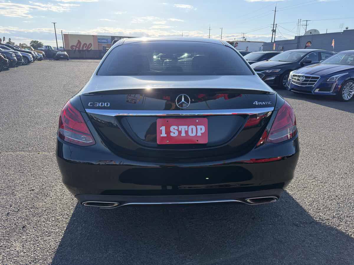 Used 2016 Mercedes-Benz C 300 4MATIC Sedan image 5