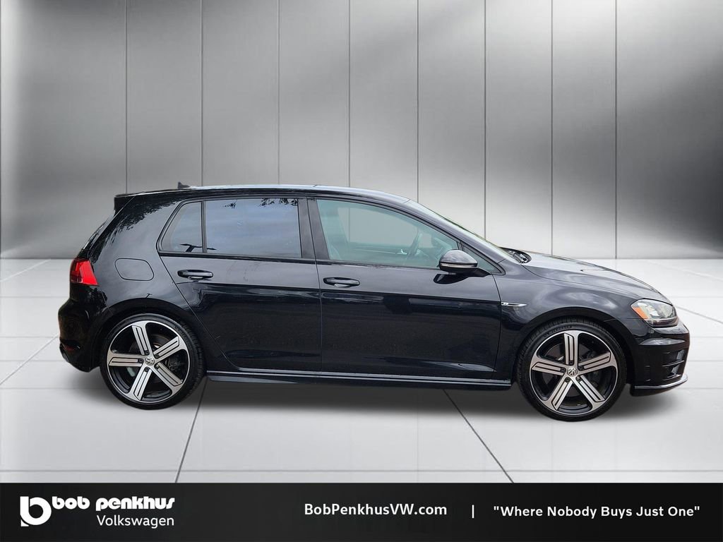 Used 2016 Volkswagen Golf R 4-Door AWD/4WD image 24