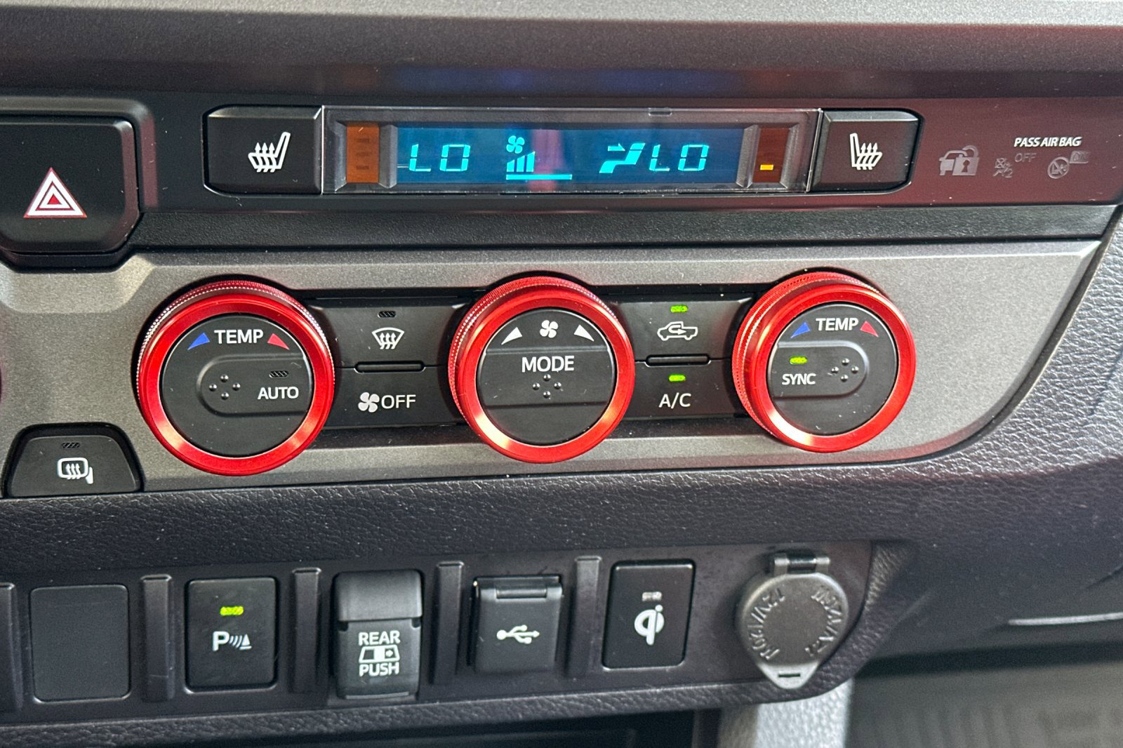 Used 2023 Toyota Tacoma TRD Pro AWD/4WD image 18
