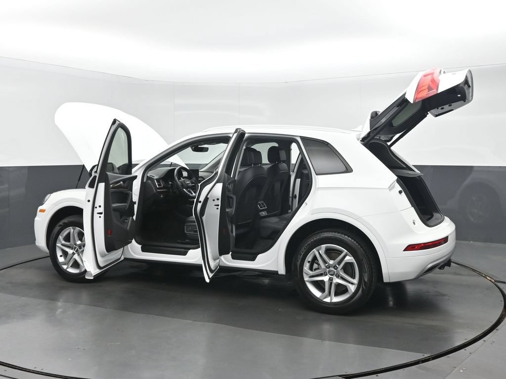 Used 2018 Audi Q5 2.0T Premium w/ Convenience Package AWD/4WD image 39