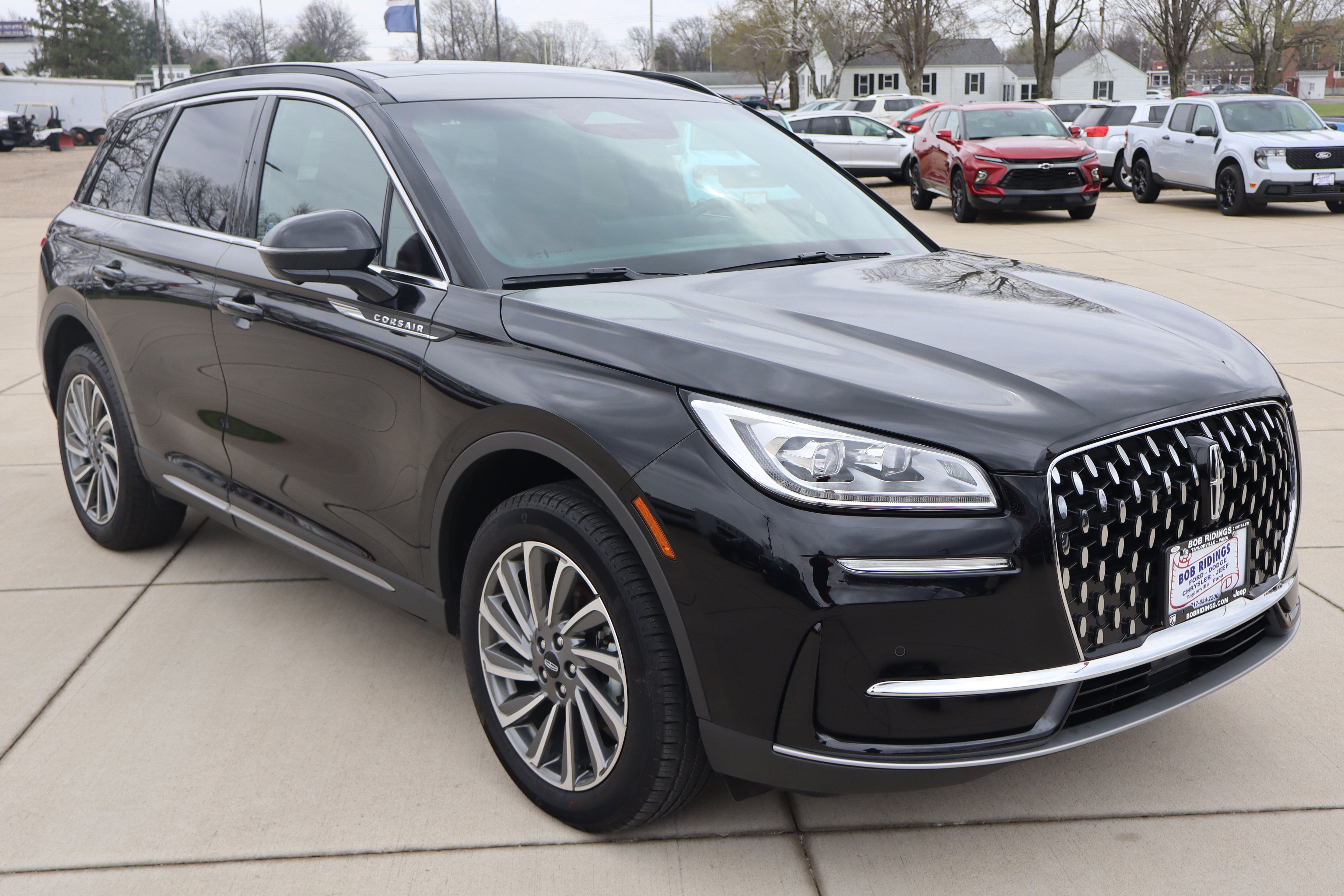 Used 2025 Lincoln Corsair Reserve AWD/4WD image 4