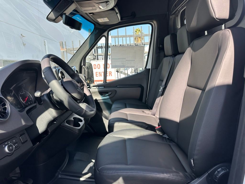 New 2025 Mercedes-Benz Sprinter 2500 image 20