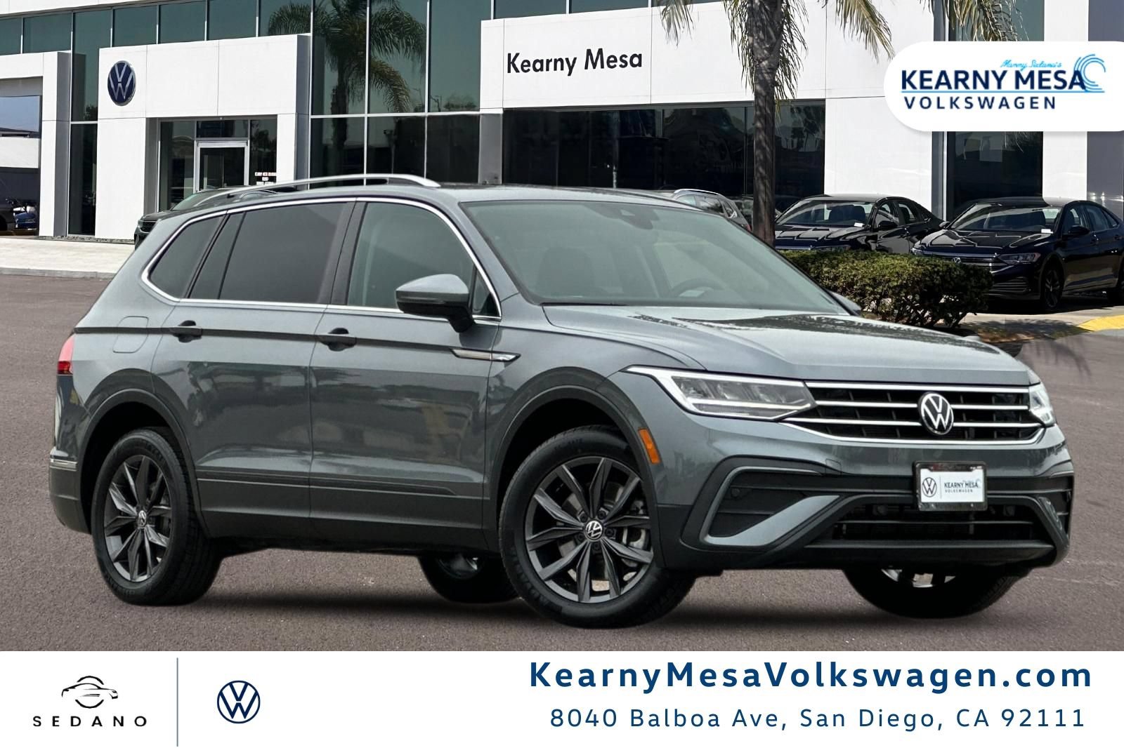 Used 2023 Volkswagen Tiguan SE FWD image 1