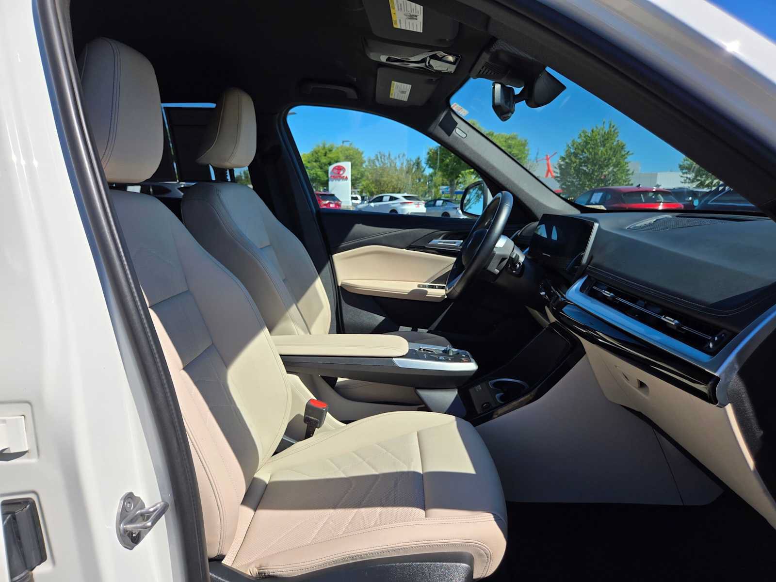 Used 2023 BMW X1 xDrive28i w/ Convenience Package AWD/4WD image 11