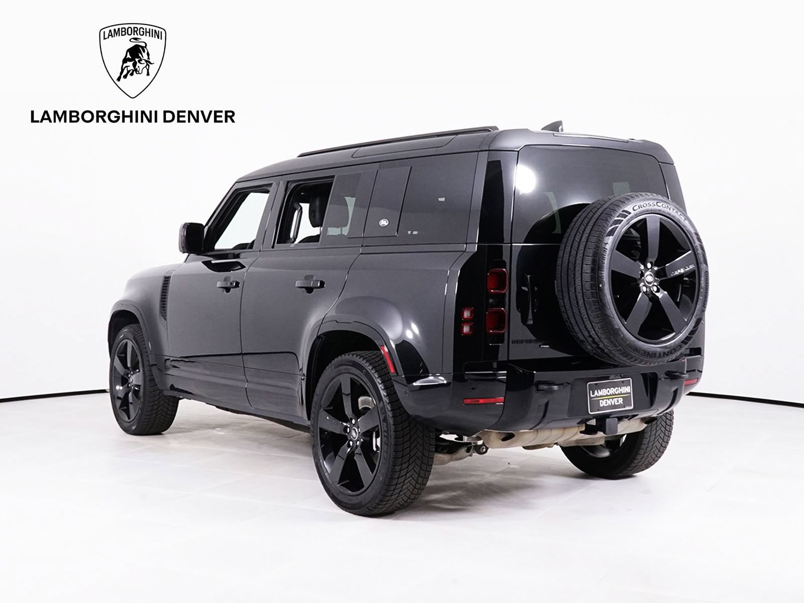 Used 2023 Land Rover Defender 110 X-Dynamic SE AWD/4WD image 3