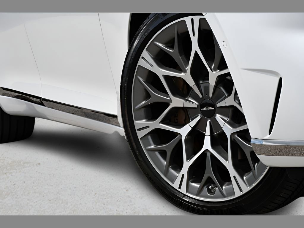 Used 2025 Genesis G90 3.5T AWD/4WD image 10