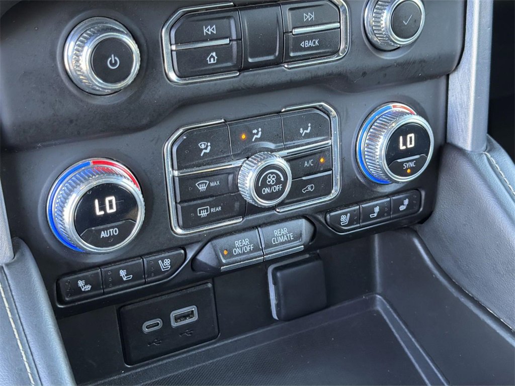 Used 2023 GMC Yukon SLT image 11