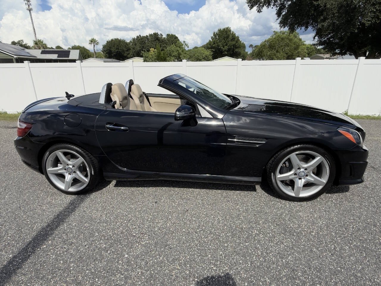Used 2013 Mercedes-Benz SLK 250 image 4