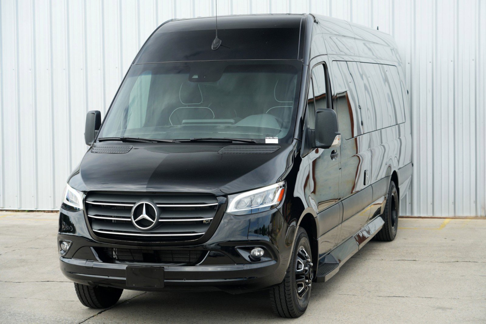 Used 2023 Mercedes-Benz Sprinter 3500 image 93