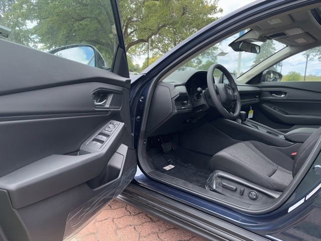 New 2025 Honda Accord SE image 12