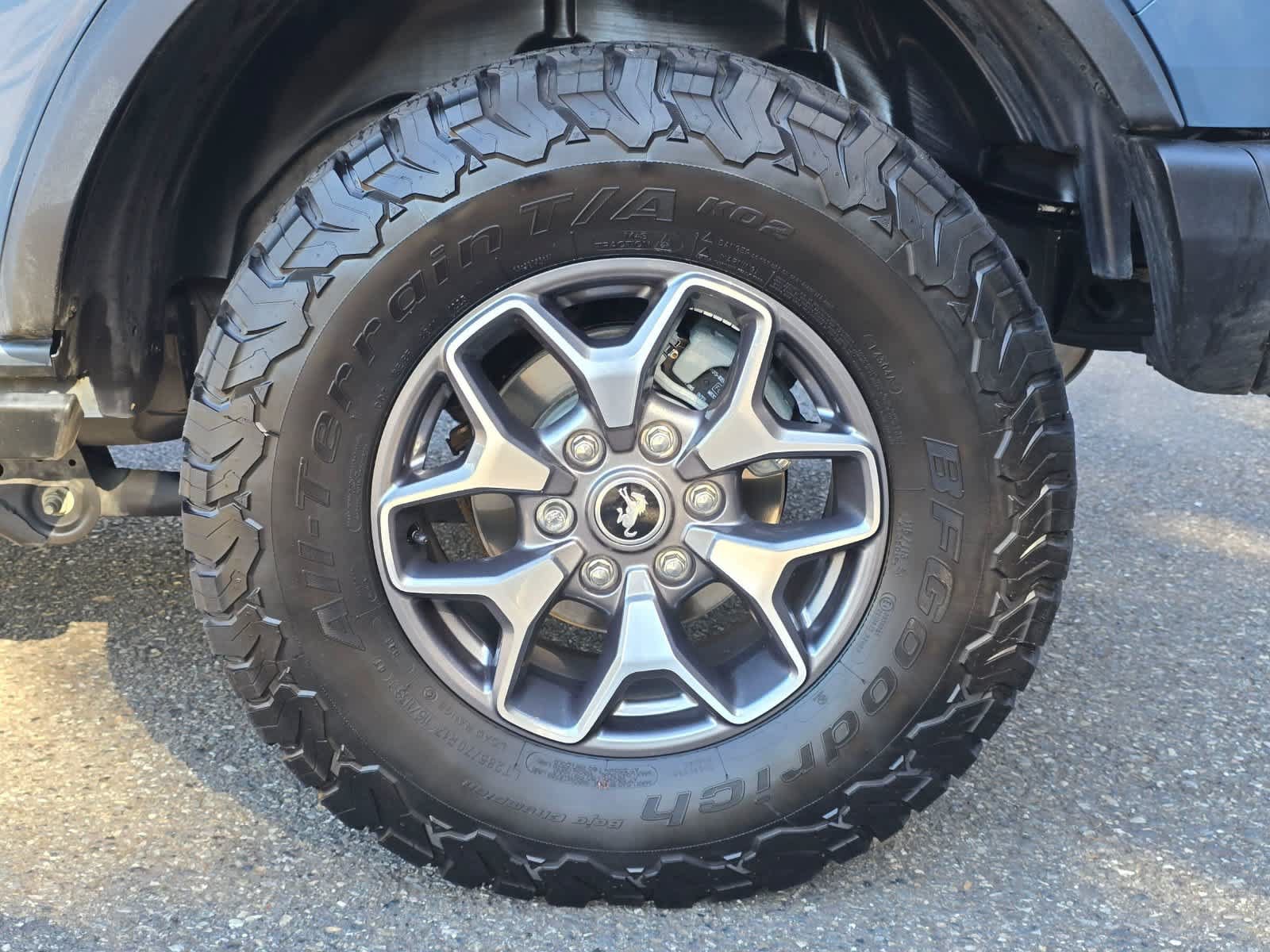 Used 2023 Ford Bronco Badlands AWD/4WD image 8