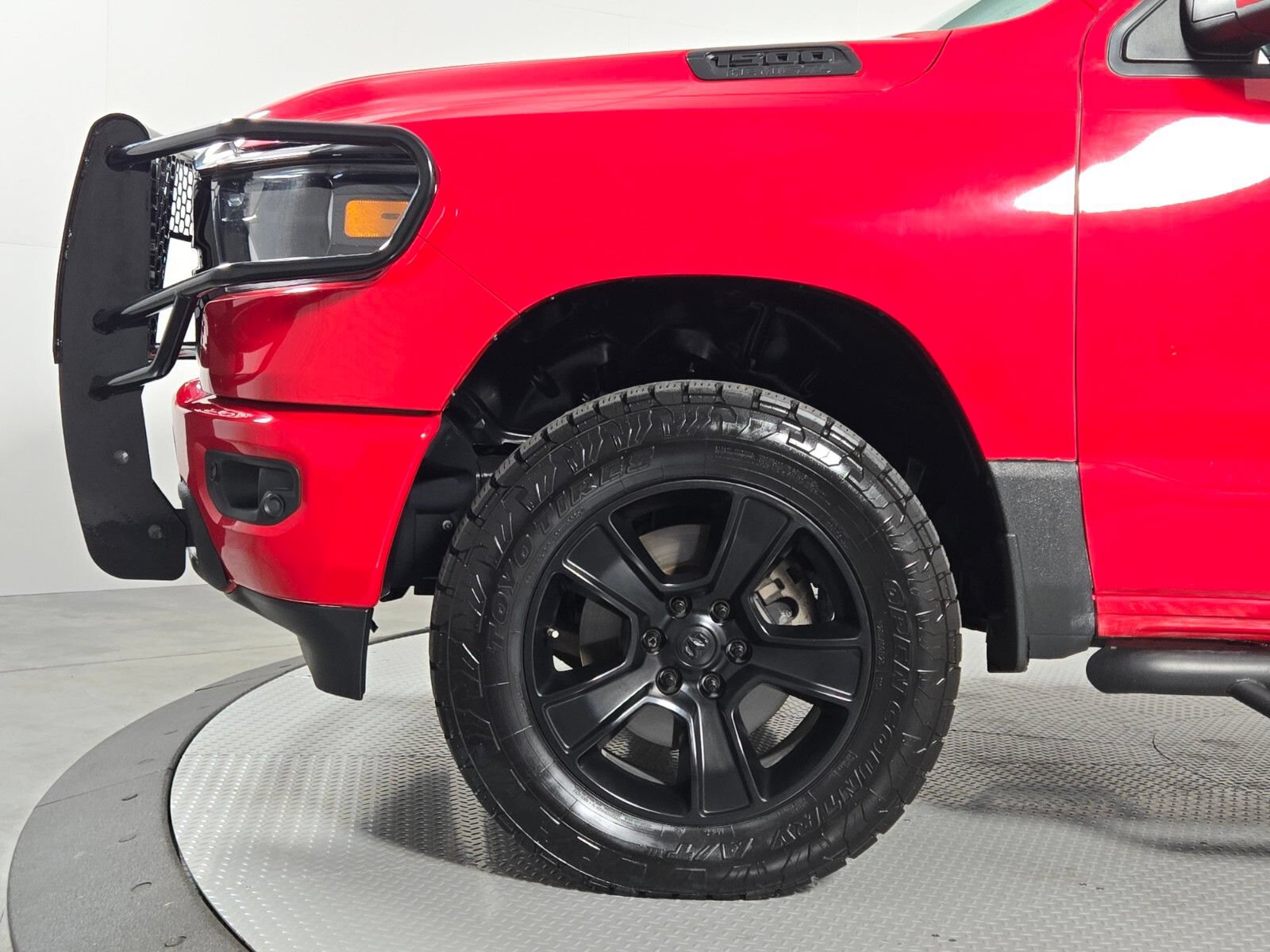 Used 2020 RAM 1500 Big Horn AWD/4WD image 9