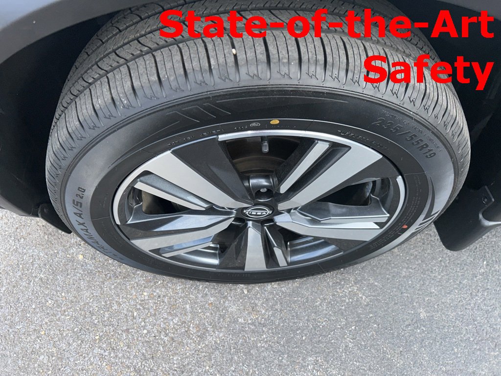 Used 2022 Nissan Rogue SL w/ SL Premium Package image 2