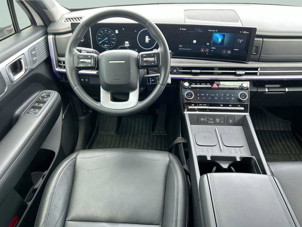 Certified 2024 Hyundai Santa Fe Limited FWD image 17