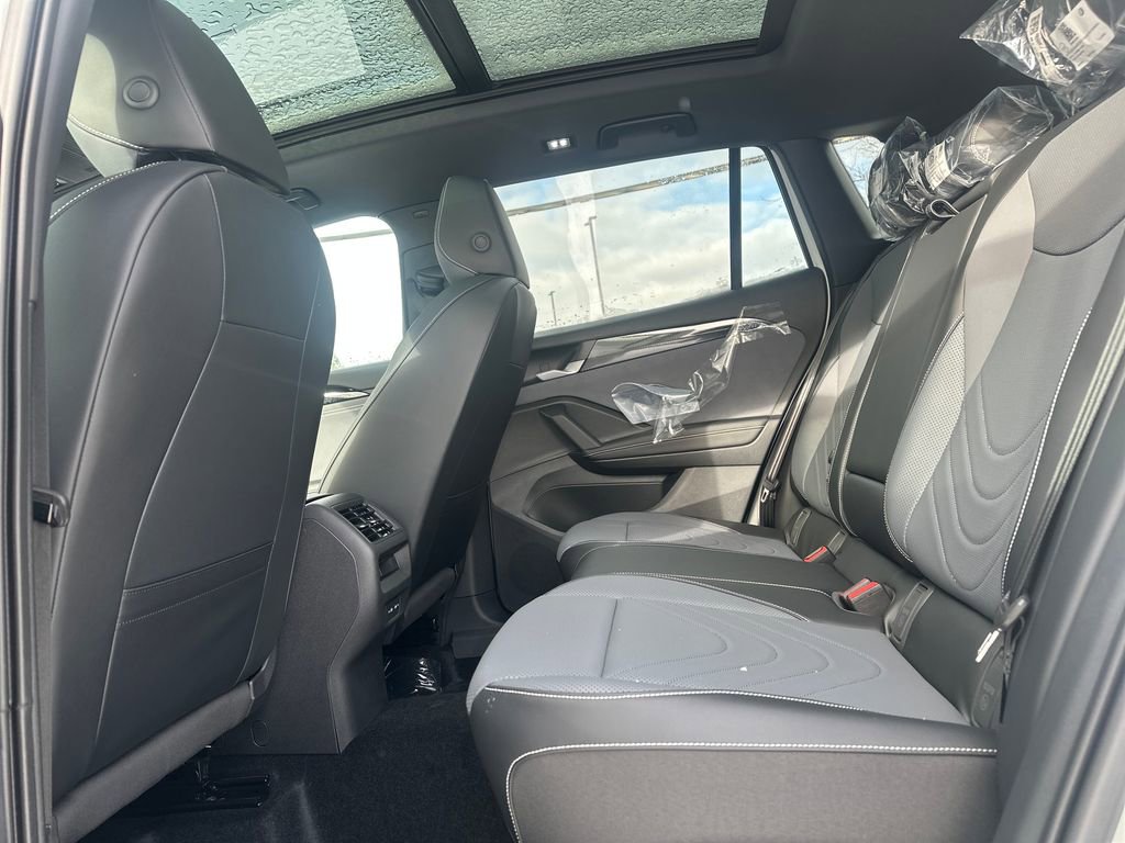 New 2026 Volkswagen Tiguan SE R-Line image 14