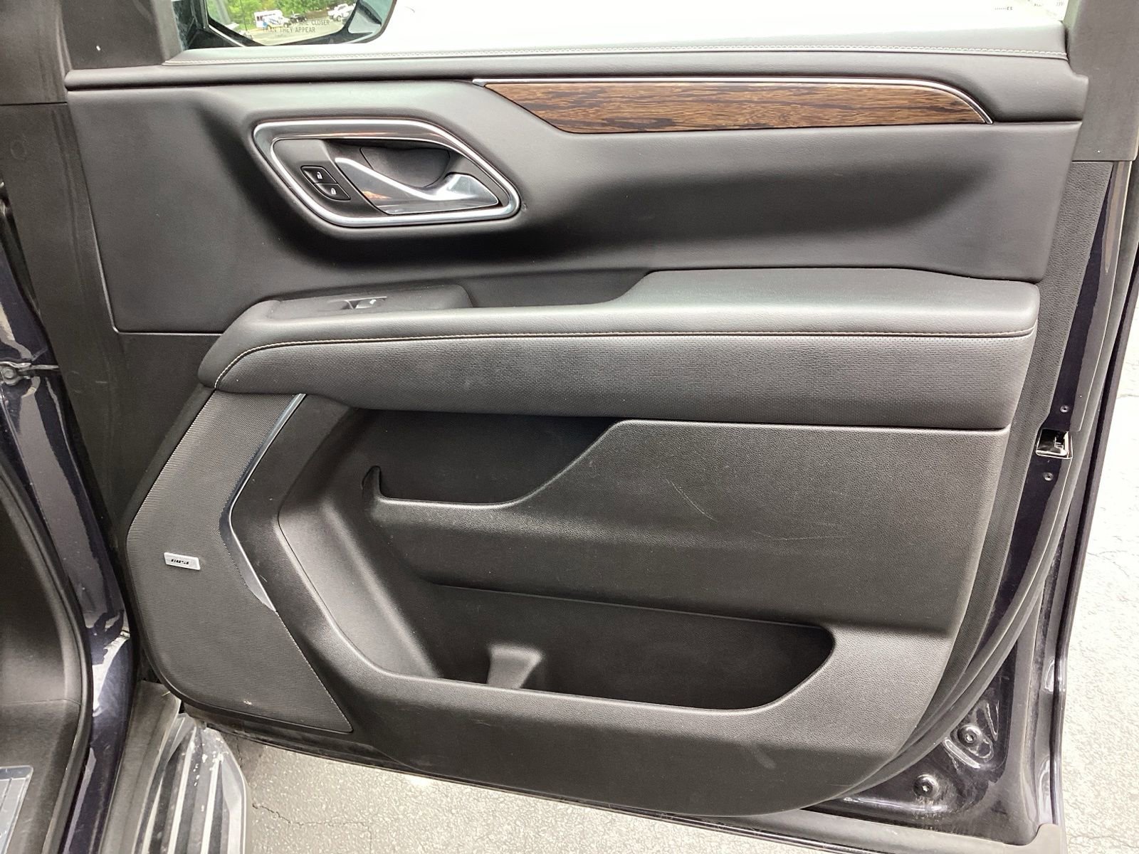 Used 2023 Chevrolet Suburban Premier AWD/4WD image 22