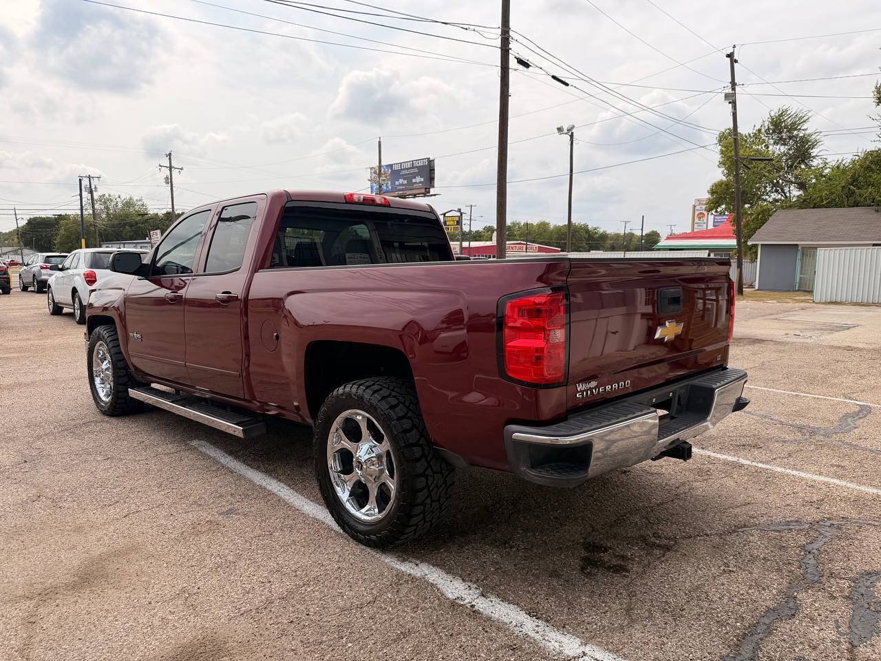 Used 2015 Chevrolet Silverado 1500 LT w/ Texas Edition, 1LT Trim RWD image 8