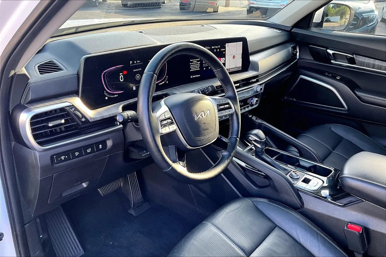 Used 2024 Kia Telluride EX AWD/4WD image 13